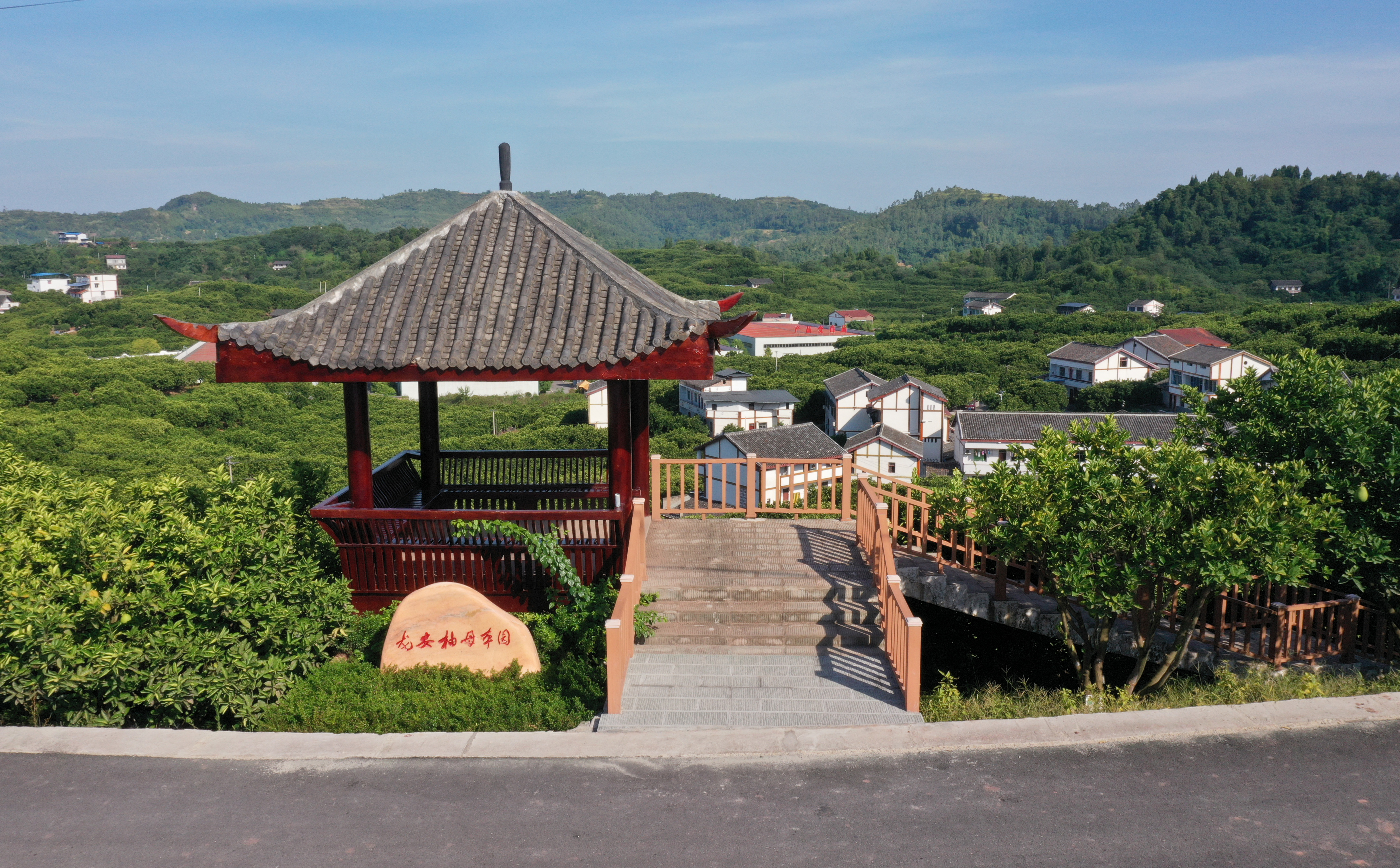 广安区龙安乡园区变景区乡村美如画